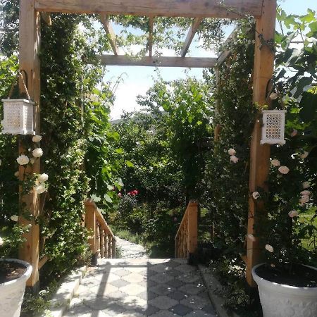 My Garden Hotel Tbilisi ภายนอก รูปภาพ