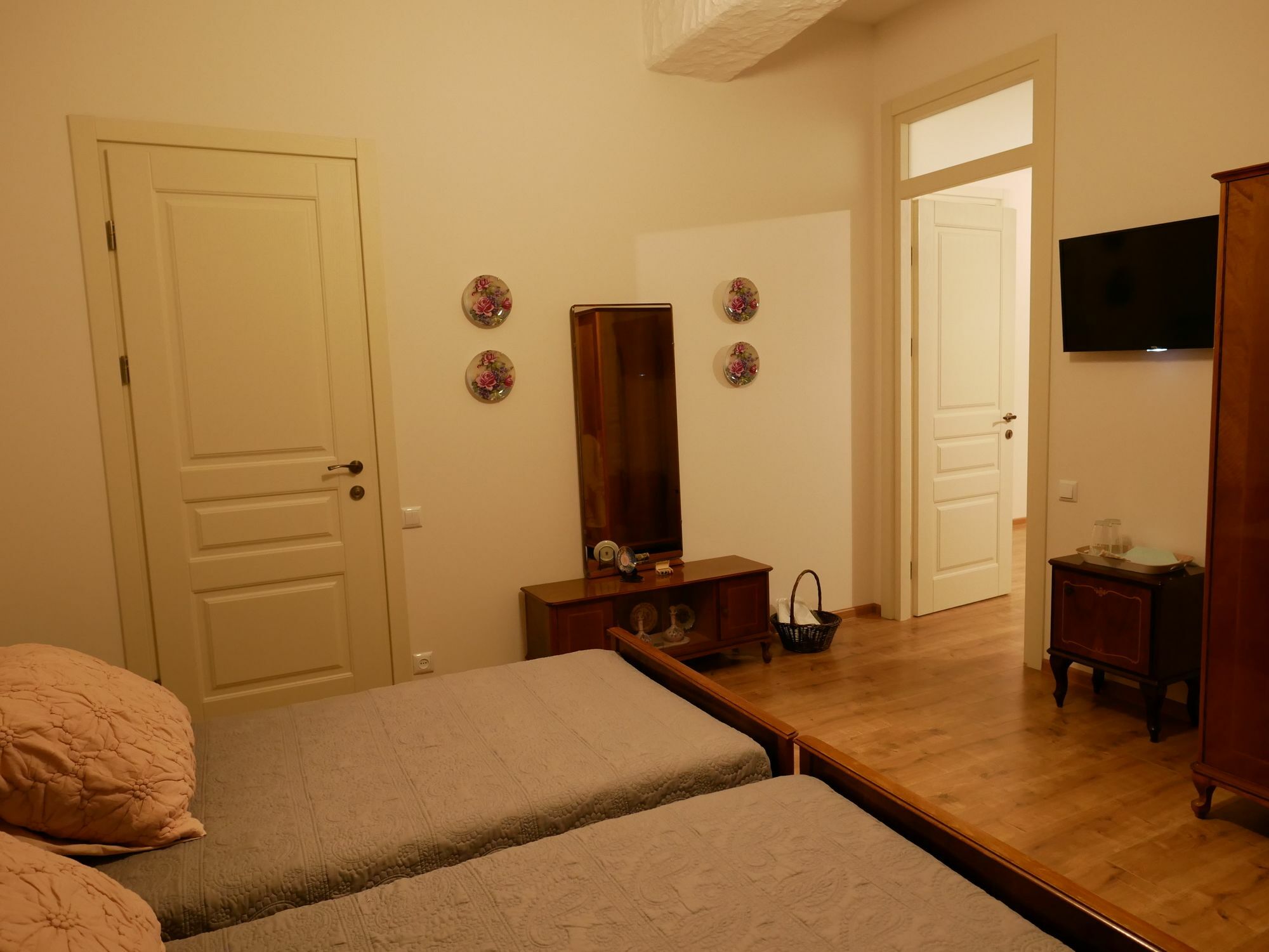 My Garden Hotel Tbilisi ภายนอก รูปภาพ