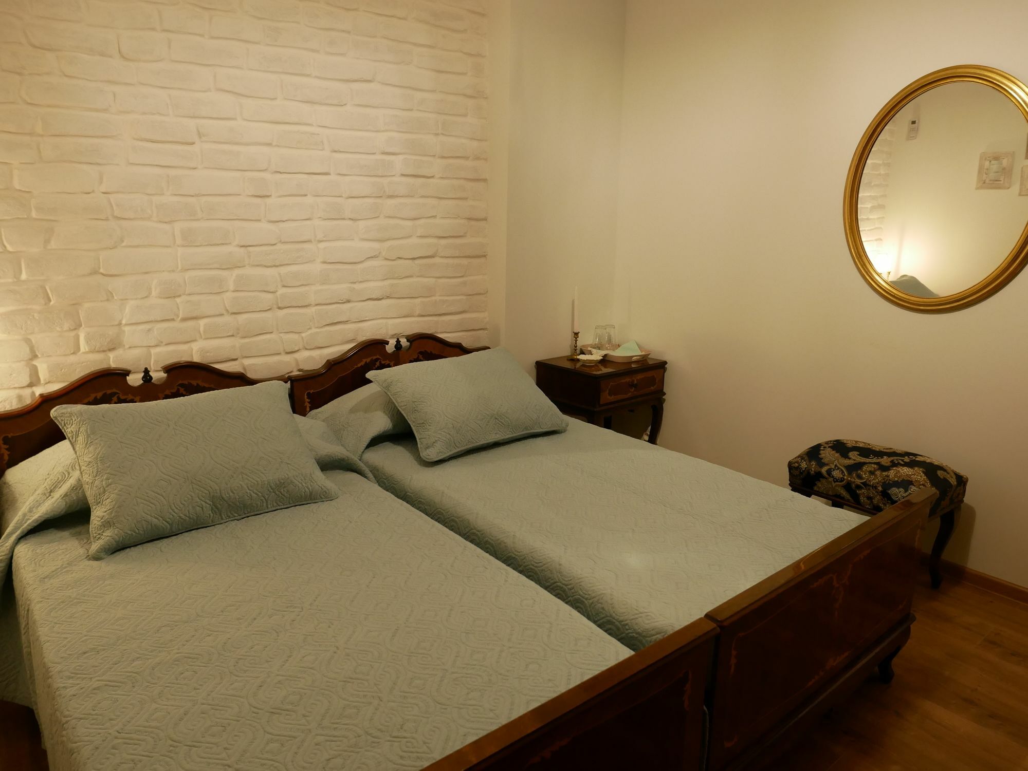 My Garden Hotel Tbilisi ภายนอก รูปภาพ